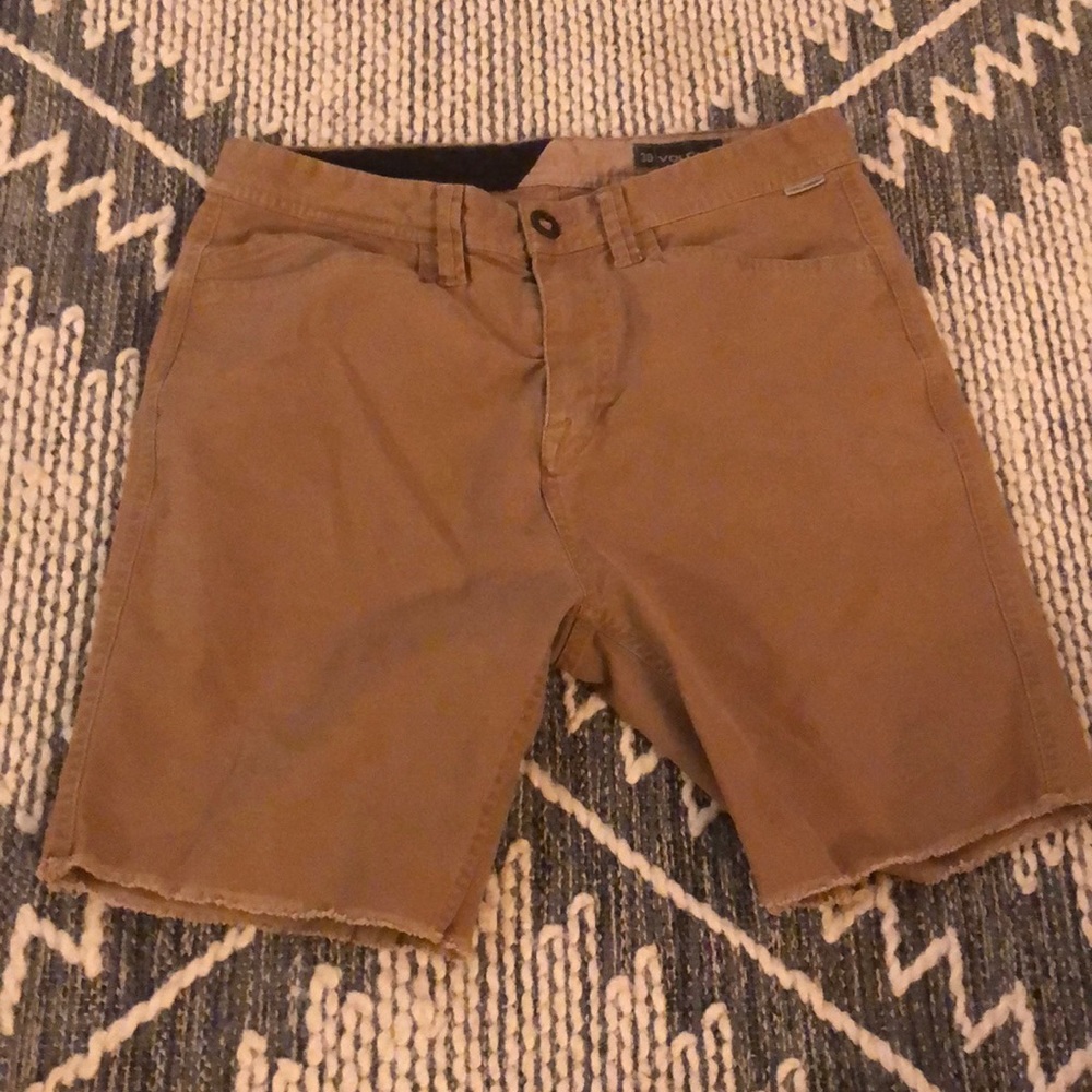 Volcom cut-off shorts